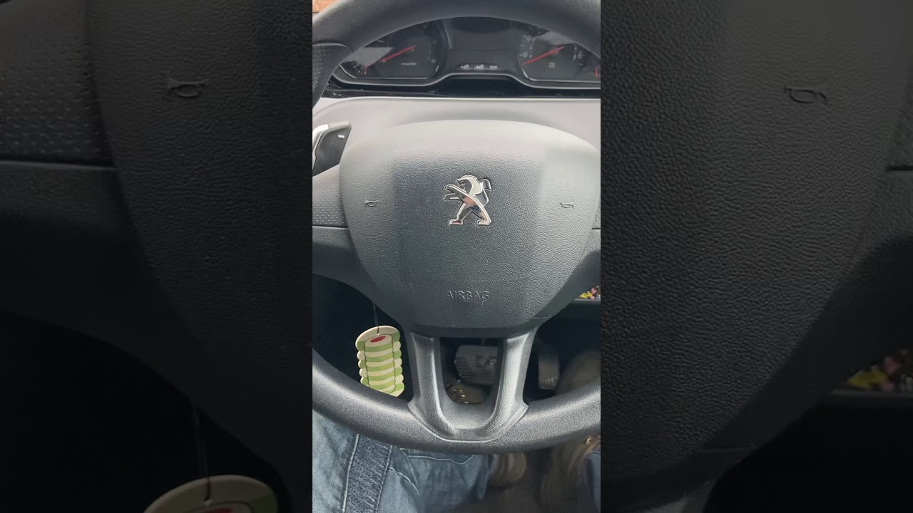 Peugeot key copy/program 208 using xhorse vvdi key tool max chip