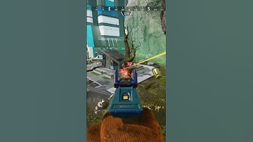 NEVER chase someone on a zipline #apexlegendsclips #apexclips #apexlegends #apex #apexdaily #fyp