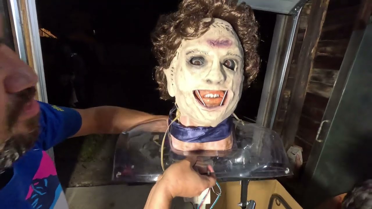 LEATHERFACE UNBOXING PARTY CITY HALLOWEEN 2023 