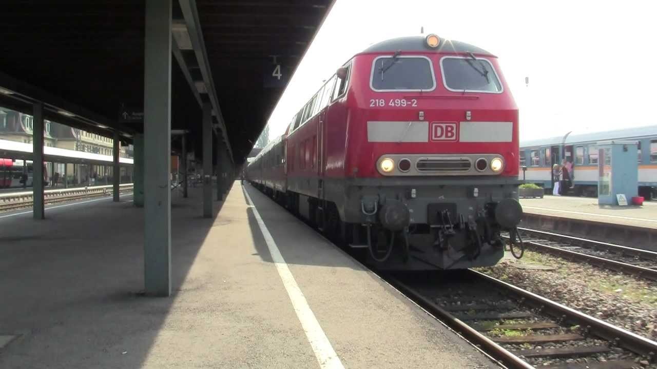 218 499 fährt mit Wittenberger Steuerwagen aus Lindau Hbf aus
