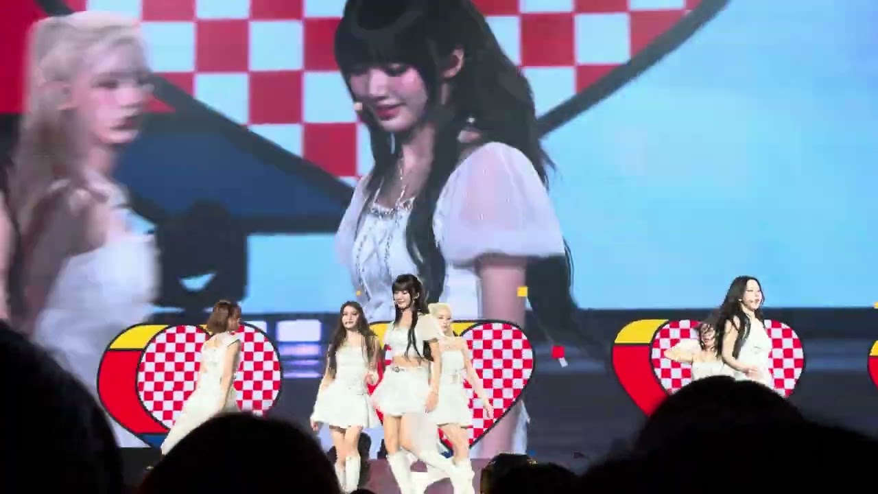 251108 GENBLUE(젠블루)幻藍小熊 演唱會-GIRL TALK