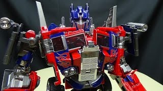 Wei Jiang COMMANDER (KO Oversized Evasion Mode Optimus Prime): EmGo's  Transformers Reviews N' Stuff