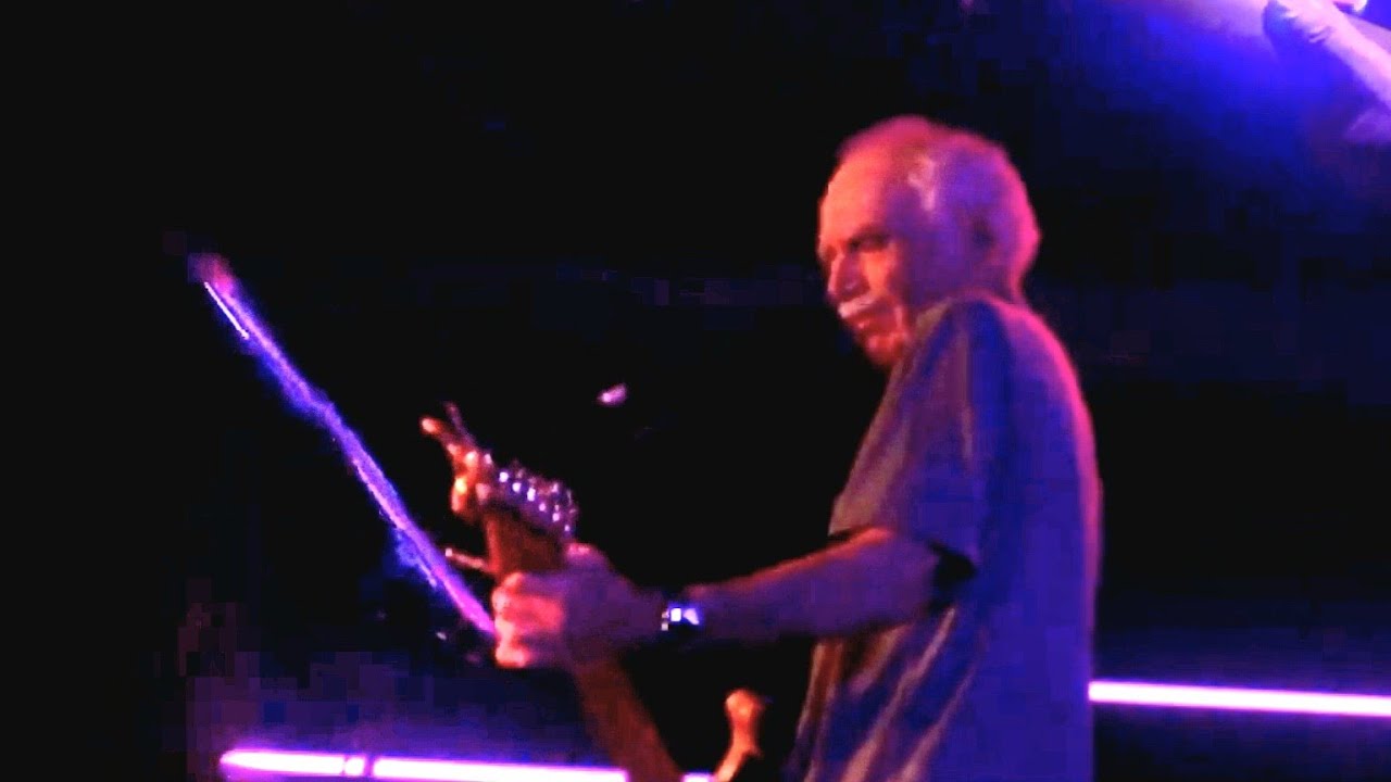 "Muddy Water Blues" DAVE HOLE  @ 🐦 Birds Basement 🐦 Singers Lane Melbourne  8/11/25