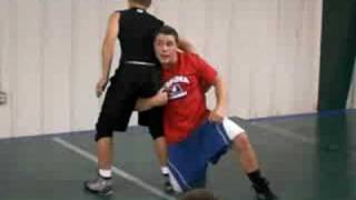 Todd Meneely10-knee to﻿ outside hi-c