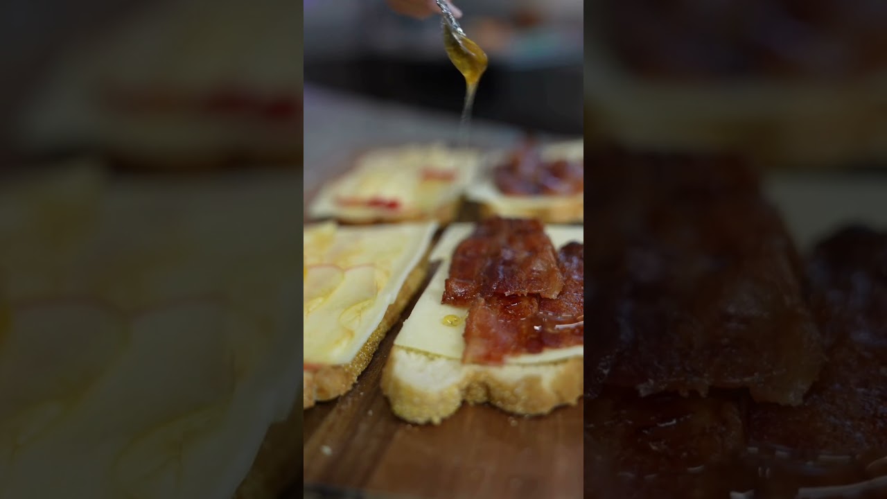 Apple Bacon Grilled Cheese Sandwich