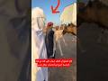 قال الجميع إن الجمل حيوان ذكي لكنه في هذه المناسبة أصبح غبيا وتصرف بشكل غريب تعجب جمل اكسبلور