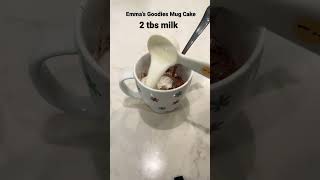 EASY CHOCOLATE MUG CAKE IN THE MICROWAVE!! (Emma’s Goodies)