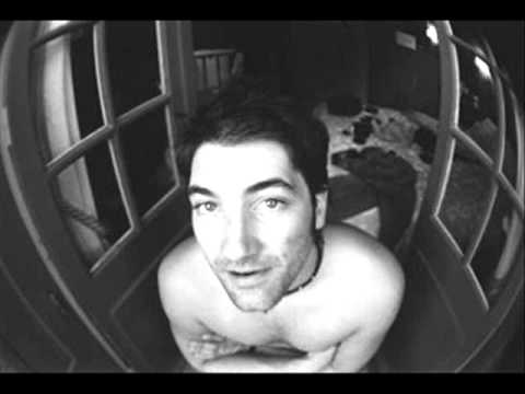 Ver Rene Breitbarth - "Loderunner Live (Moritz Piske Remix)" no YouTube Ver Rene Breitbarth - "Loderunner Live (Moritz Piske Remix)" no YouTube