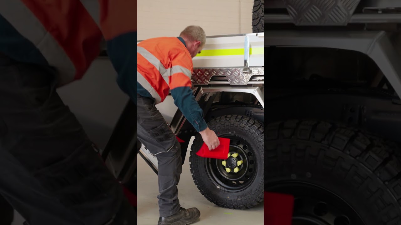 Mine Spec Hilux Dual Cab With Norweld Tray - New Rental