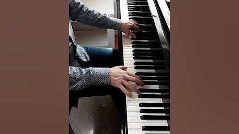 Sonata no.8 "Pathetique" op.13 2nd movement Adagio...
