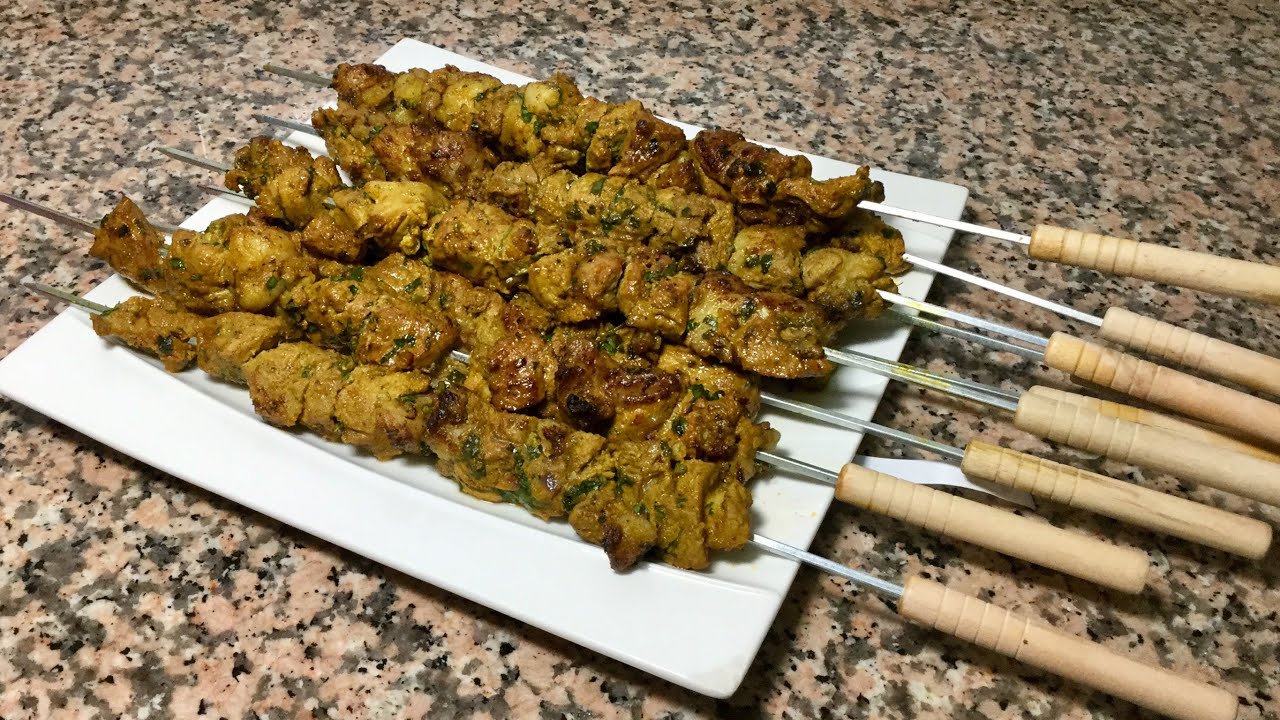 RECETTE D’ÉTÉ SPECIALE BARBECUE LES BROCHETTES DE GIGOT D’AGNEAU À LA MAROCAINE