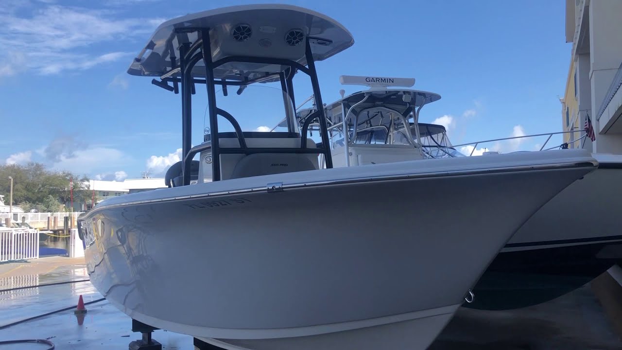 Beautiful 2020 Sea Pro 219 Deep-V CC W/ Yamaha 200 HP Outboard Motor (140 hrs) **Coconut Creek, FL**