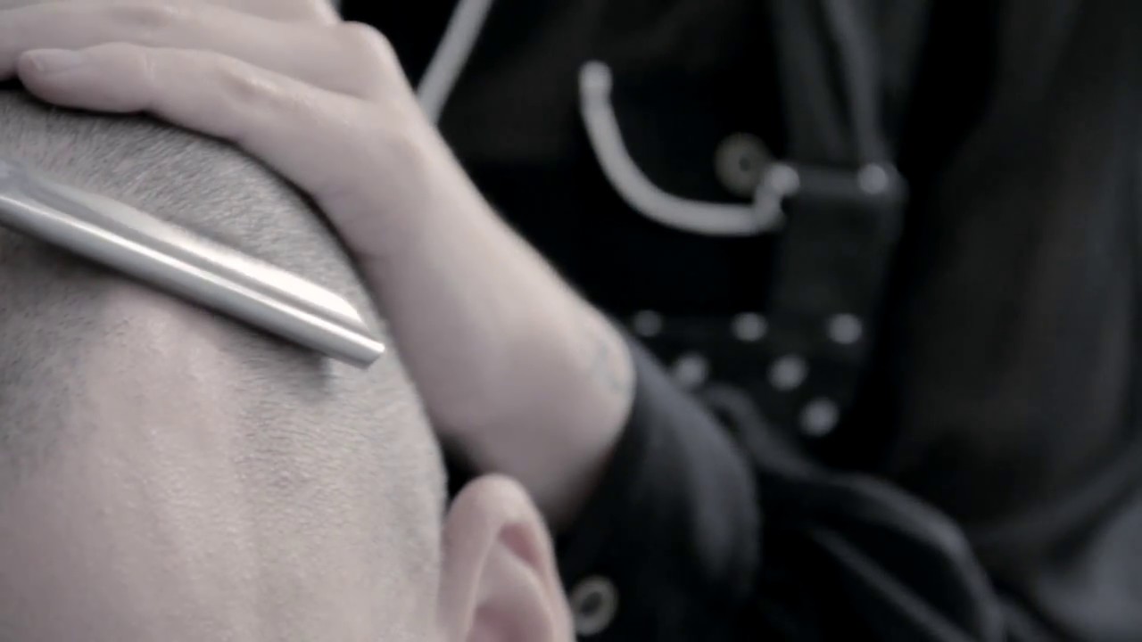 dan le sac feat. B. Dolan - CARETAKER