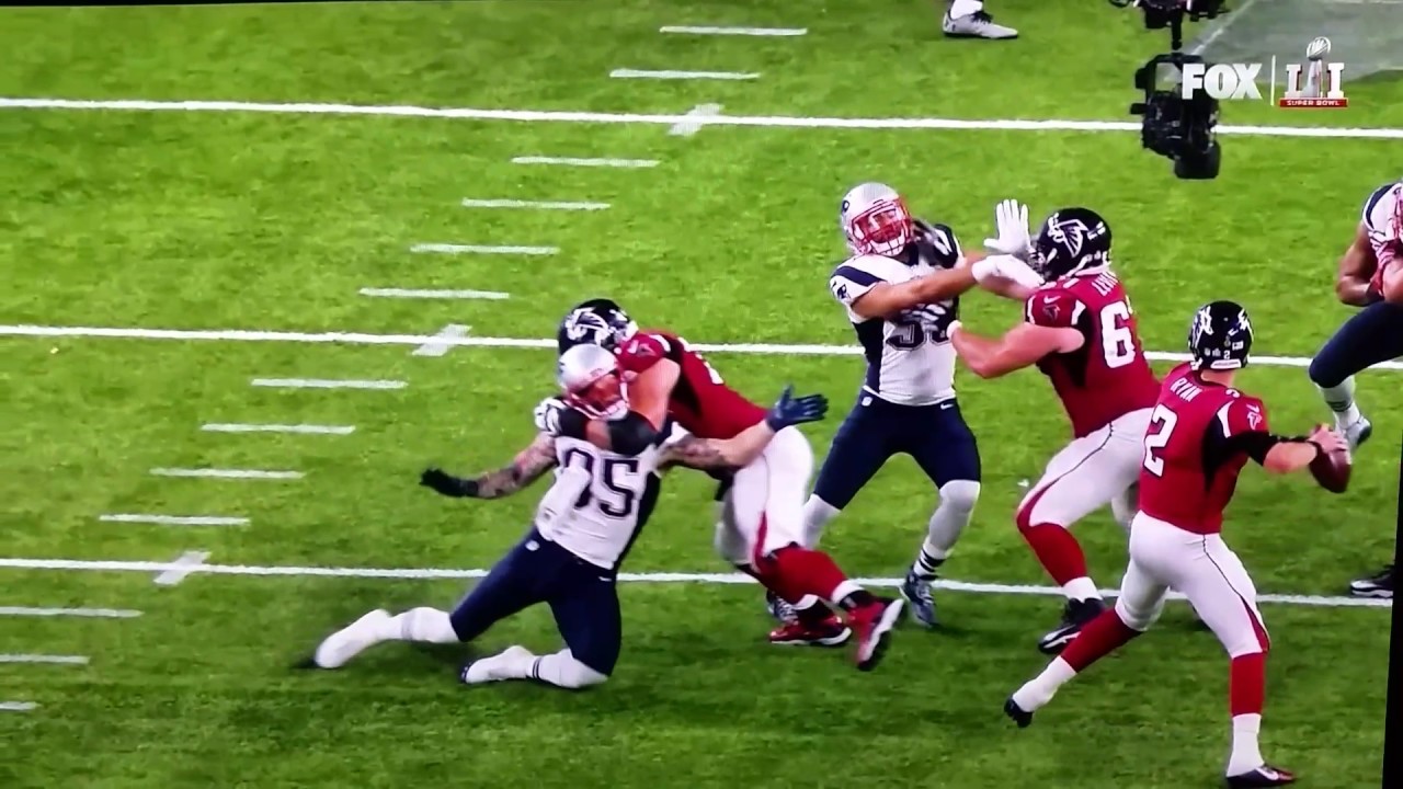 Trey Flowers #98 Patriots sacks Matt Ryan #2