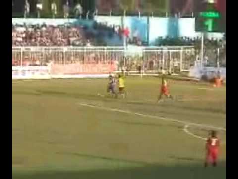 Persiba Balikpapan akhirnya dapat mengalahkan PSM Makassar 1-0 dalam pertandingan lanjutan Lia Super Indonesia di Stadion Persiba Balikpapan Minggu (17/01/2010) sore. Atas kemenangan ini, Tim Beruang madu meraih point penuh dan berada pada posisi kedua papan atas klasemen sementara denan total 27 poin di bawah Arema Malang. Gol satu-satunya kemenangan Persiba dicetak oleh Julio Lopez pada menit ke-56.