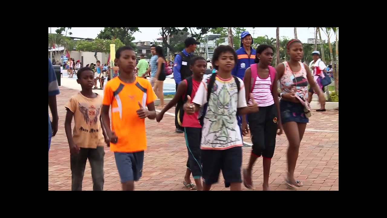 Inauguran parque acuatico Laguna del Sur| La Republica EC