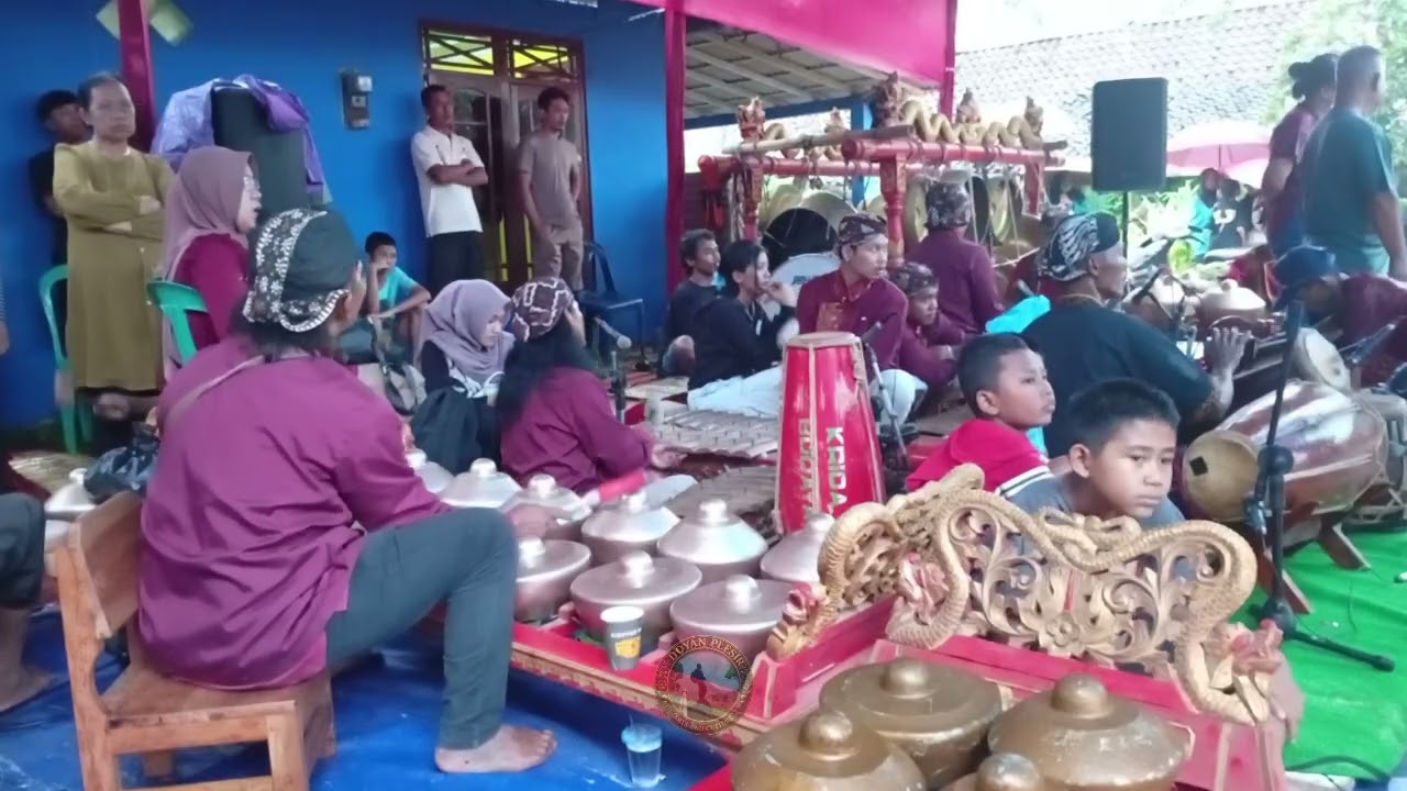 Gending jampi sayah konco ngaso sinambi nyawang gemoricik banyu