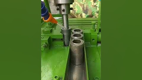 Type 32 inclined steel bar coupler tapping machine