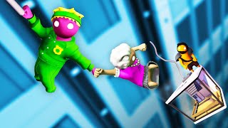 Saving GRANNY from a falling ELEVATOR (Gang Beasts) screenshot 5