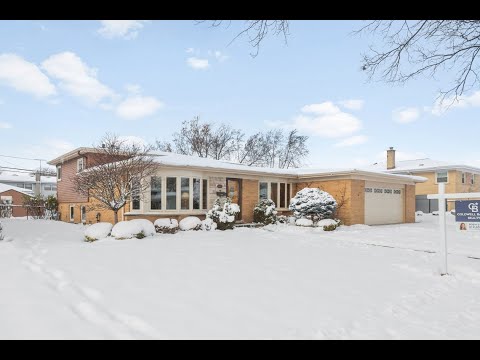 9446 Overhill Avenue, Morton Grove, IL home video tour
