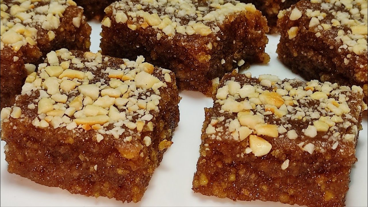 శనగపిండిలొ పాలు వేసిచూడండి ఎంతరుచిగఉంటుందో కొత్త sweet తెలియక చాలమిస్ అయ్యం నోట్లొకరిగిపోతుంది Laddu