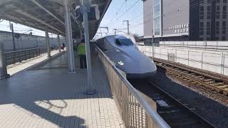 東海道新幹線三島駅の発着風景