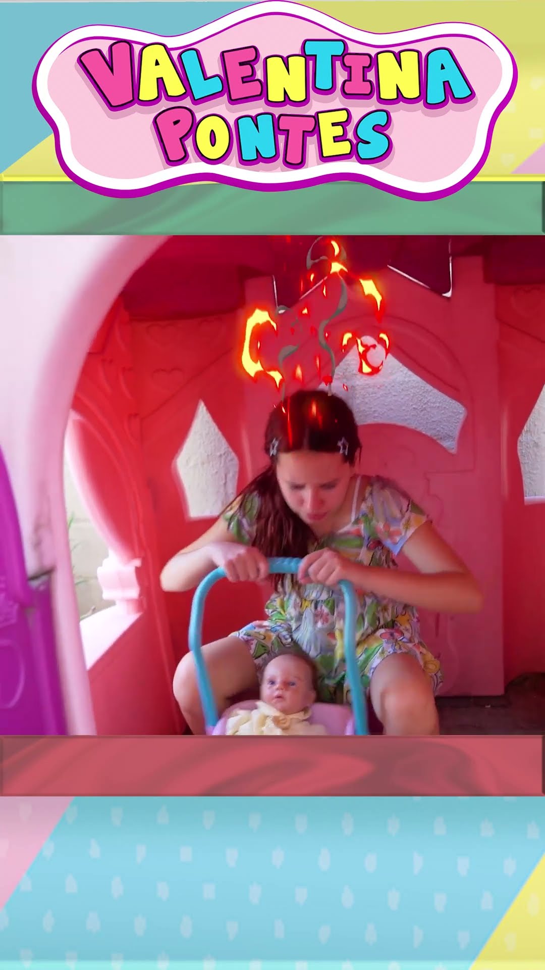 Valentina and her friend pretend play Play neighbors with toy houses
