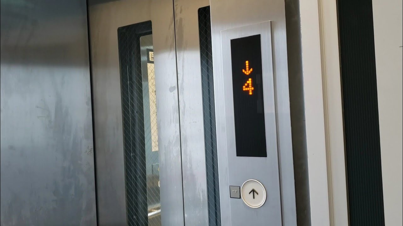 【一部再収録｜黒液晶】バスタ新宿のエレベーター　3機まとめ