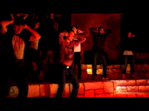 არ აქვს მნიშვნელობა რამდენად მოქნილი ხარ, ეგვიპტეში ამას ყველა ცეკვავს