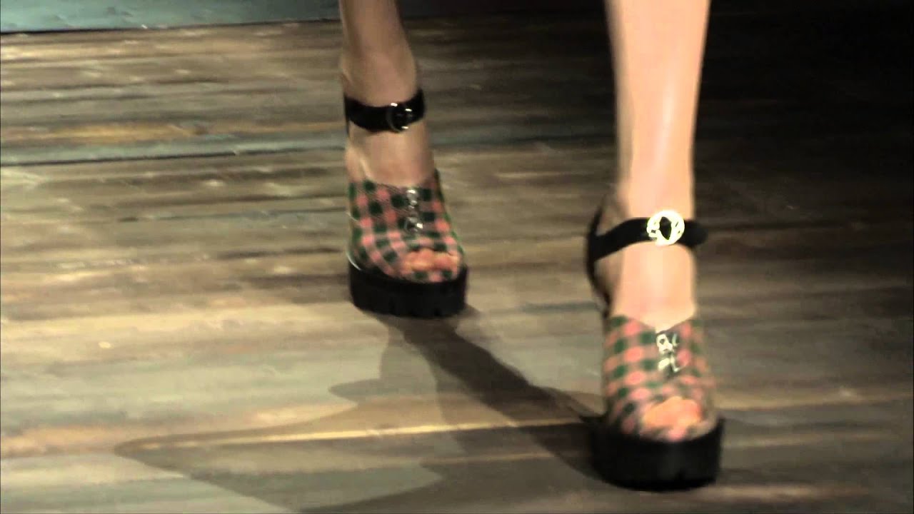 Prada Fall/Winter 2013 Womenswear Show #05