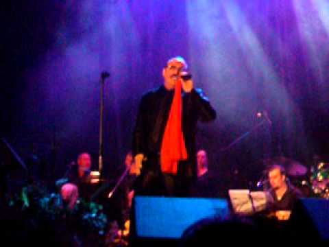 di quinto rocco concert 2010 a gylli ( je l'aime encore )