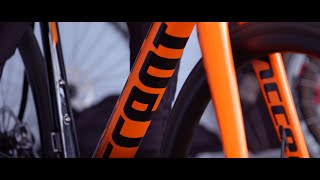 Accent Cx-One Carbon Tgr Film Produktowy Event Sportowy