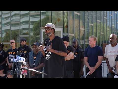 Skid Row advocates, residents condemn mass police raid as 'publicity stunt'