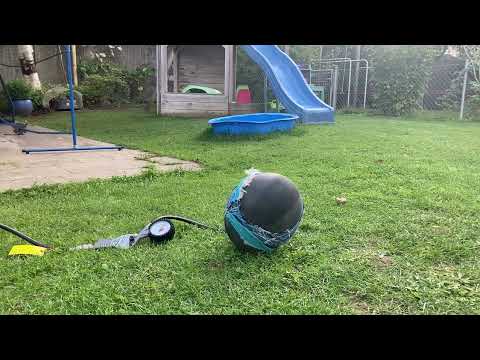 Ball platzen lassen