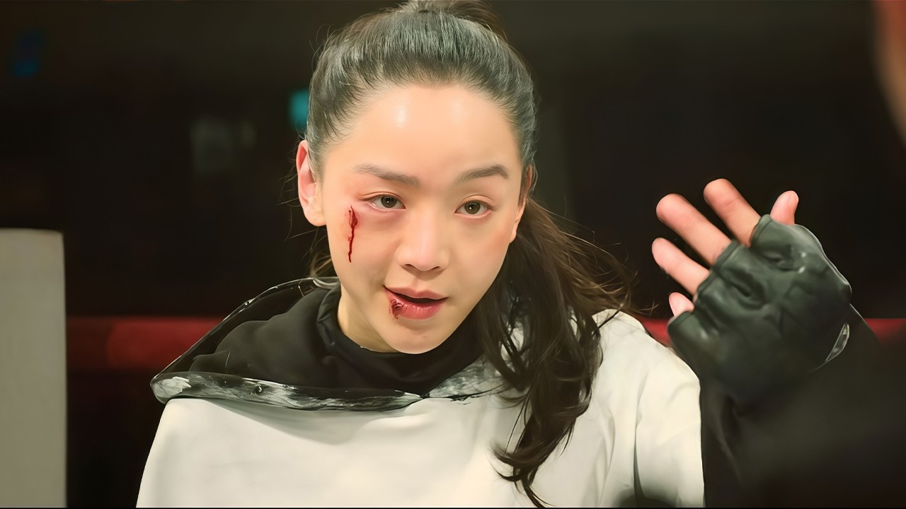 【映画紹介】新任の先生をナメてたDQN男子→正体が最強の元プロボクサーで秒で返り討ちに…