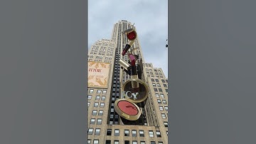 NYC Makeup Installation #augmentedreality #digitalart #animation  #virtualreality #mixedreality