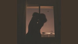 Famous It Is Easy to Get Lost in Memories Profile