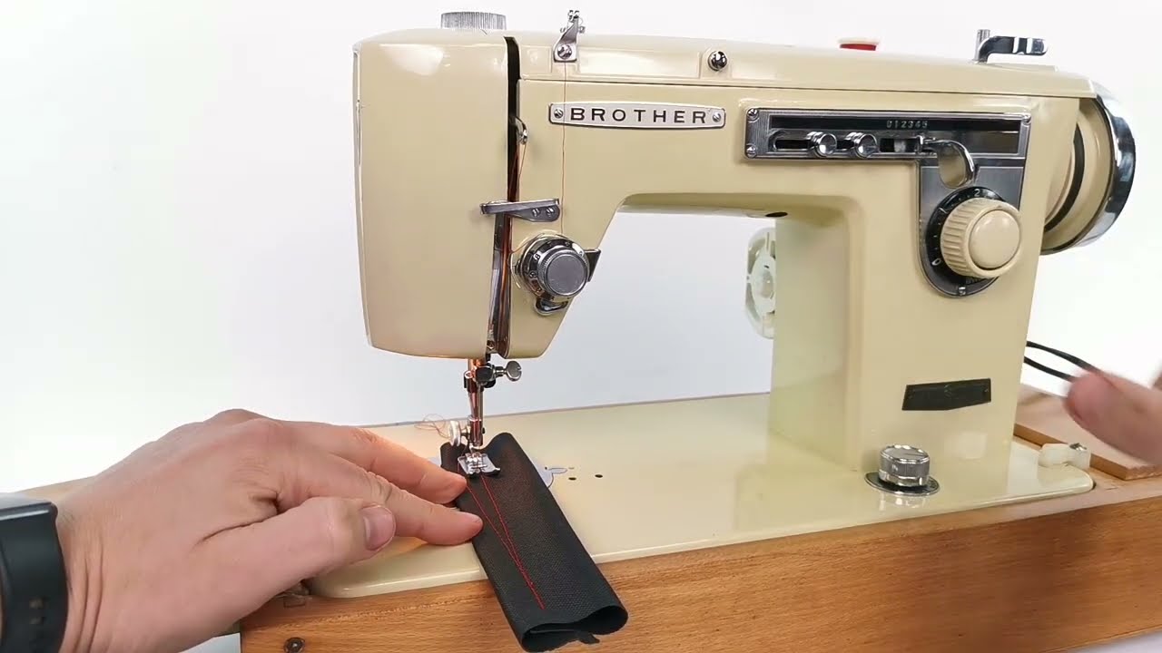 ☆brotherミシン【soiree575】　　　　253 Brother Compact Sewing Machine Soiree 575 White Junk | eBay