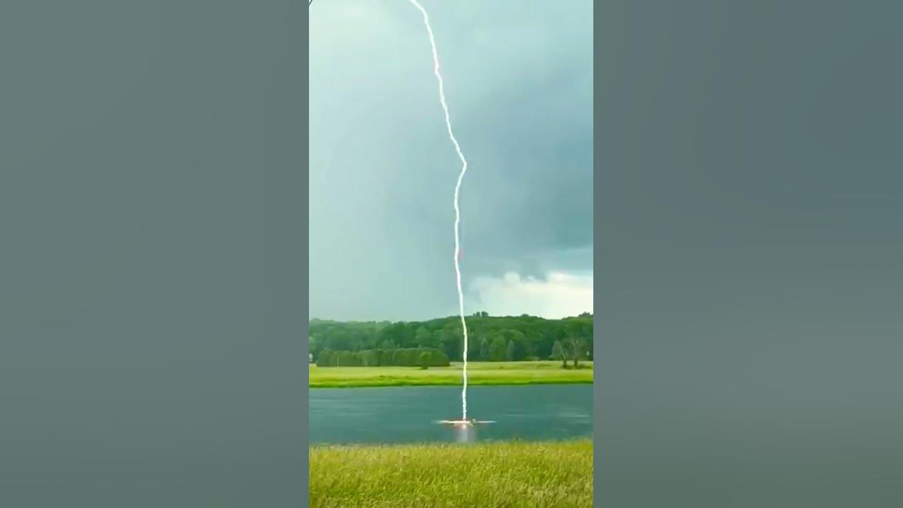 Lightning Strikes water | wow‼️