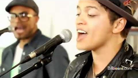 Billborad Live Bruno Mars - The Lazy Song