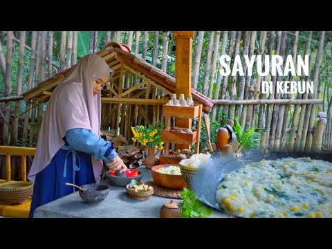 Menikmati hasil kebun