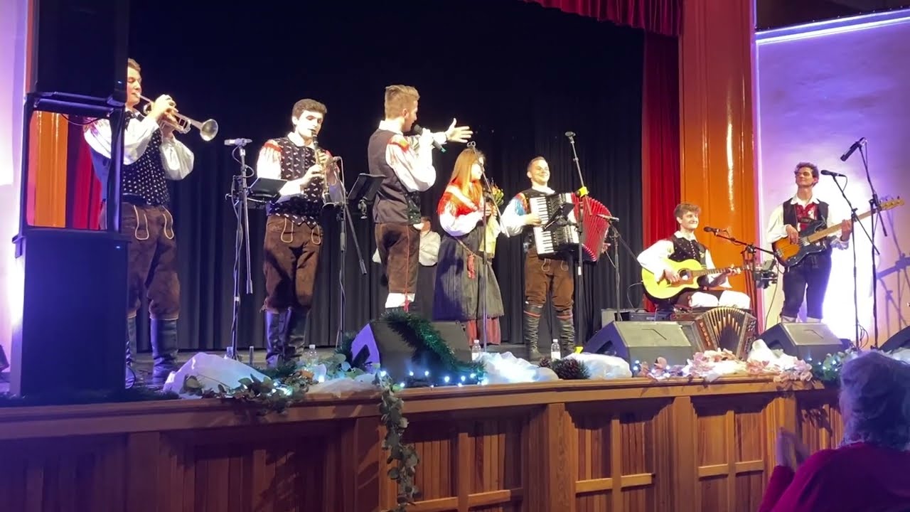 Ansambel Mladi asi - Zvezde na nebu žare (Avsenik)