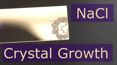 Oriented growth of mm-sized NaCl crystals - XRD