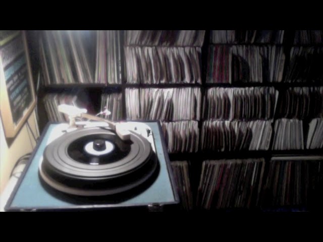 Mira Jimmy Riley ‎– Gunman Of JA + vers en YouTube