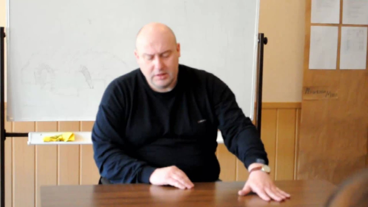 Ш.Беркеши - художникам-декораторам