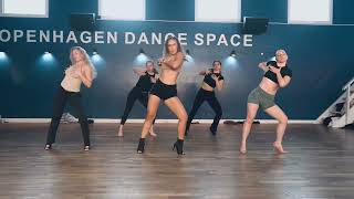 CDE #12 / Choreography: Malou Linders