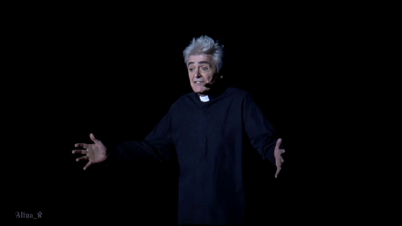 Notre Dame de Paris. Acte 2 - Etre prêtre et aimer une femme @ Moscow 20.10.2019