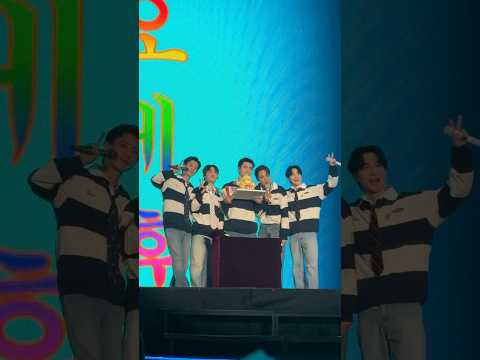 엑소엘 영원으로, 오래도록 사랑하자 #EXO #엑소 #weareoneEXO #EXOPLANET #EXhOrizon