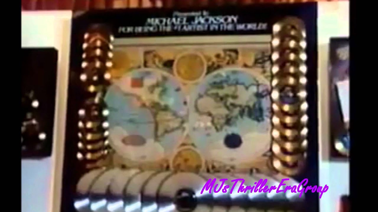 MJsThrillerEraGroup - Michael & Quincy Jones 1983