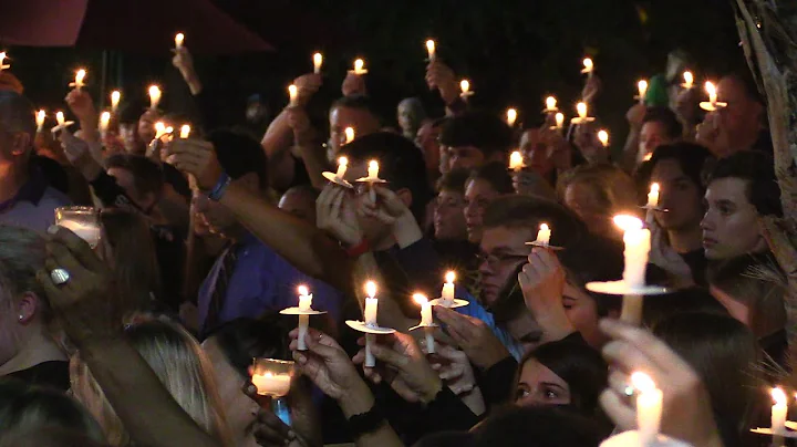 Hundreds Gather in Lithia for the candlelight vigi...